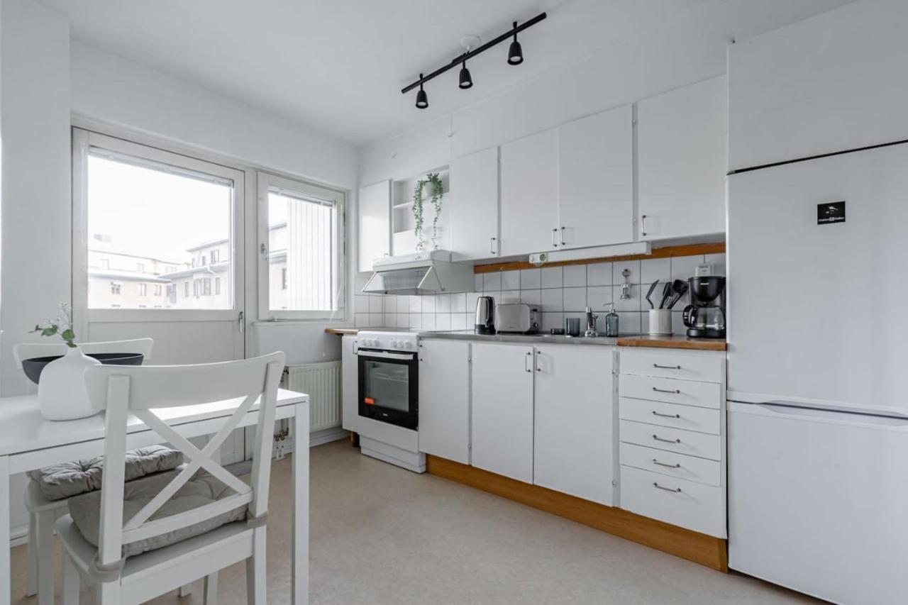 Affordable Stay In Creative Sofo - Construction Work Stockholm Exterior photo