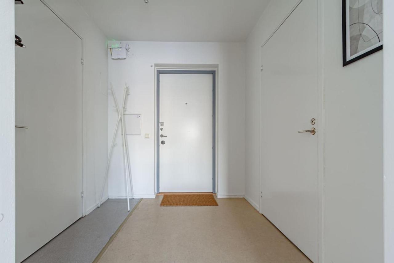 Affordable Stay In Creative Sofo - Construction Work Stockholm Exterior photo