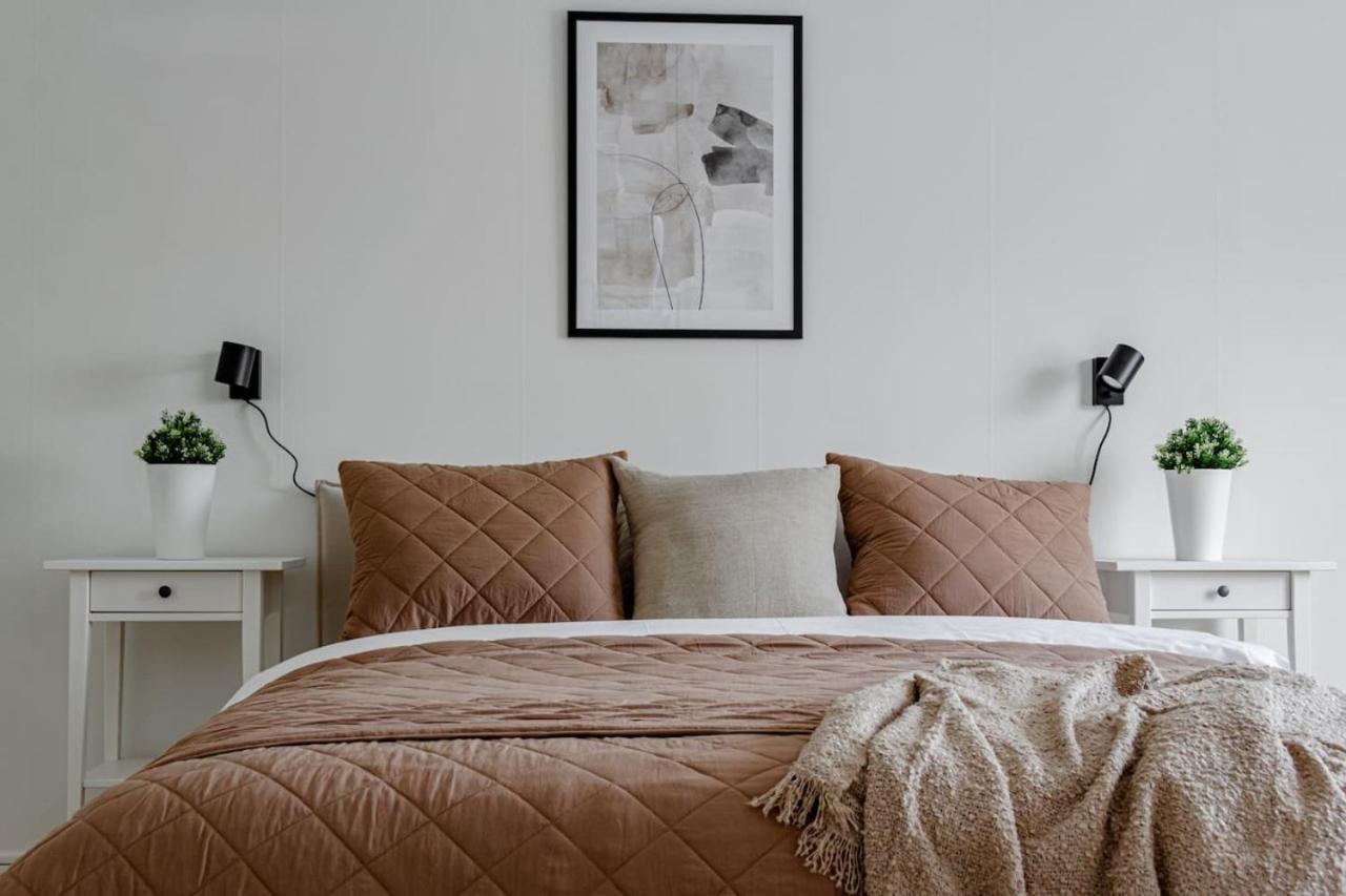 Affordable Stay In Creative Sofo - Construction Work Stockholm Exterior photo